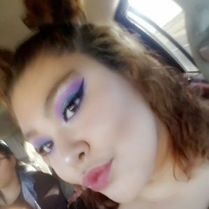 Meet your Posher, Jasmin